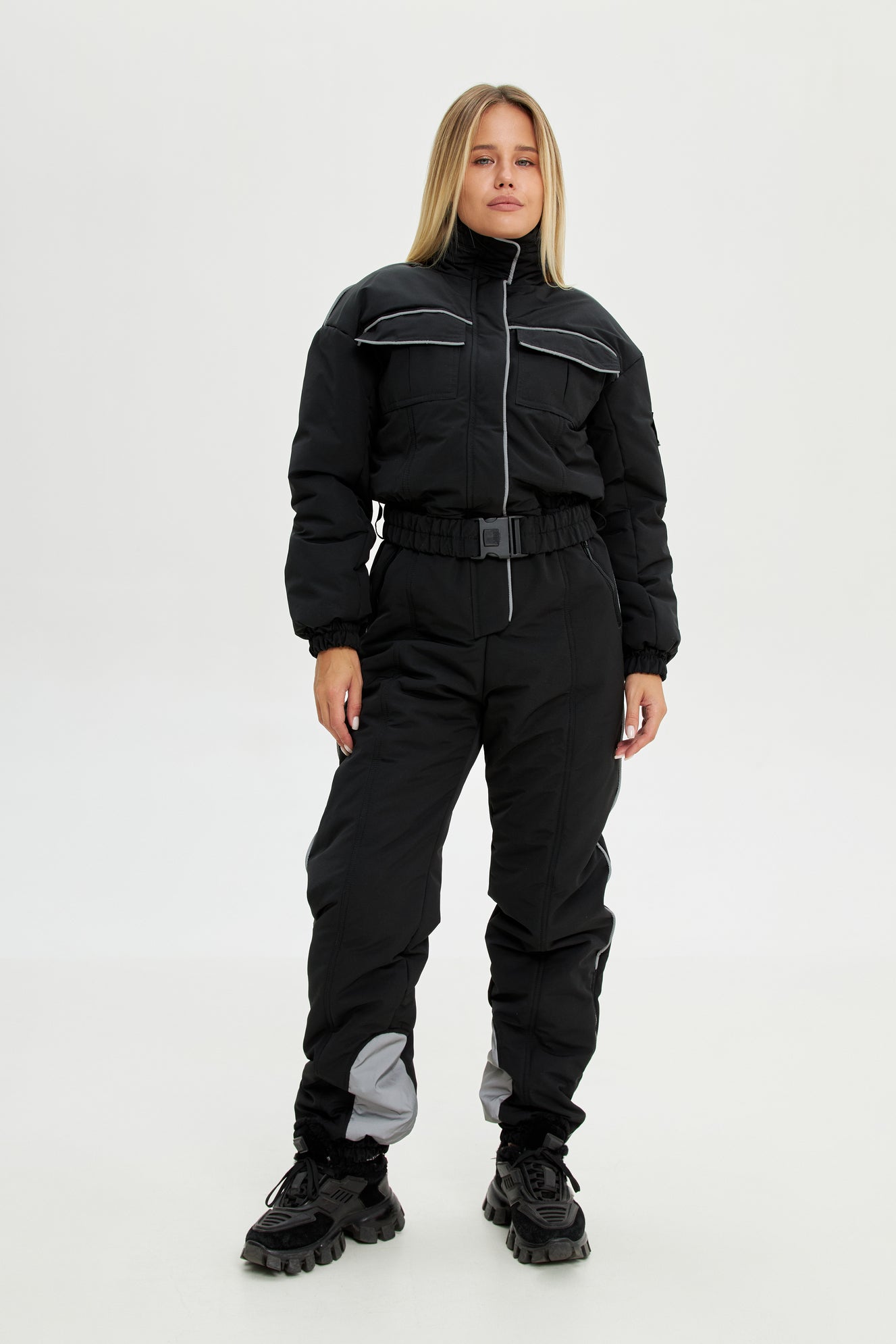 Reflective store ski suit